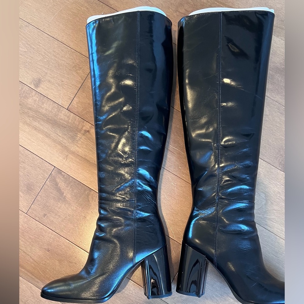 Coach Black Leather Knee-High Heeled Boots with Side Zip. - Picture 5 of 10